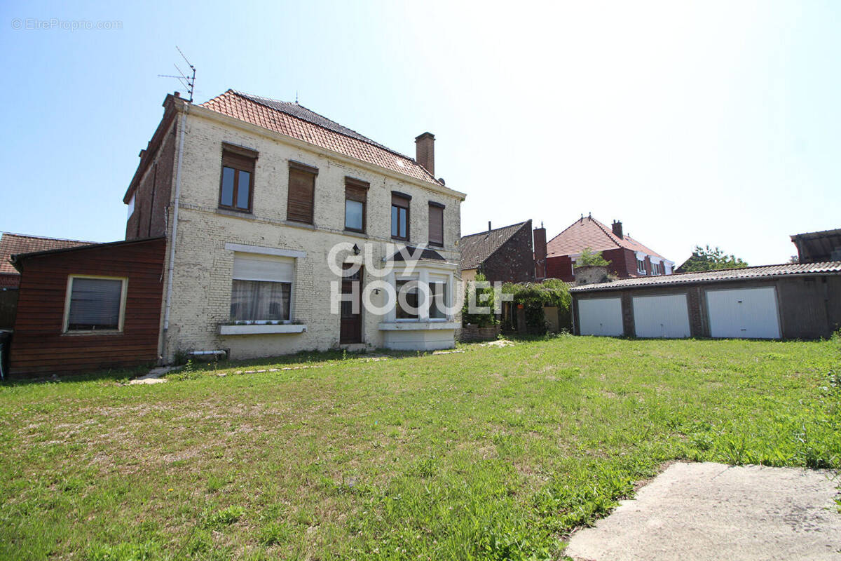 Maison à ANICHE