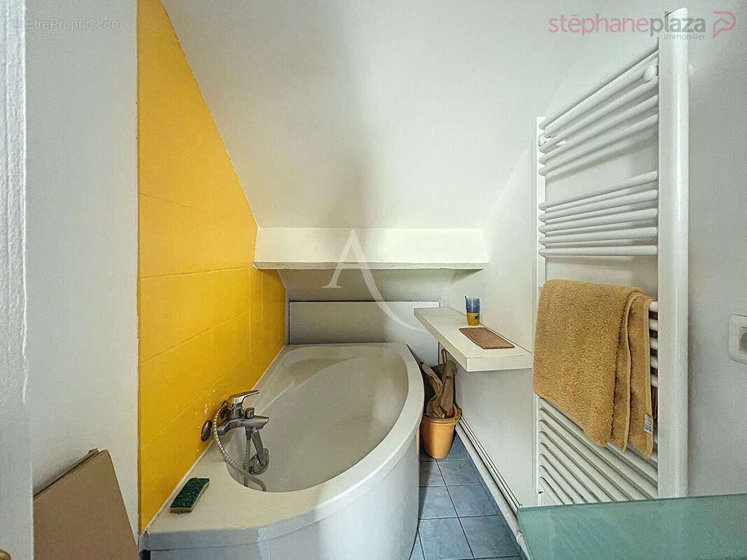 Appartement à SURESNES