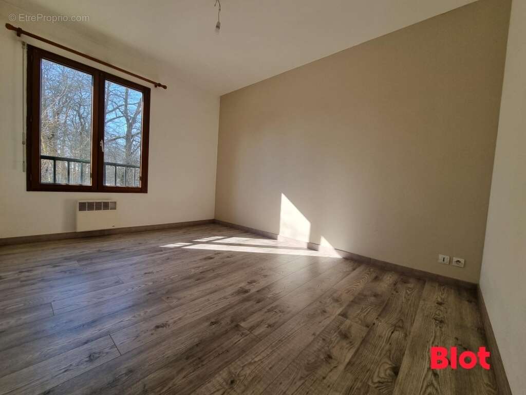 Appartement à PACE