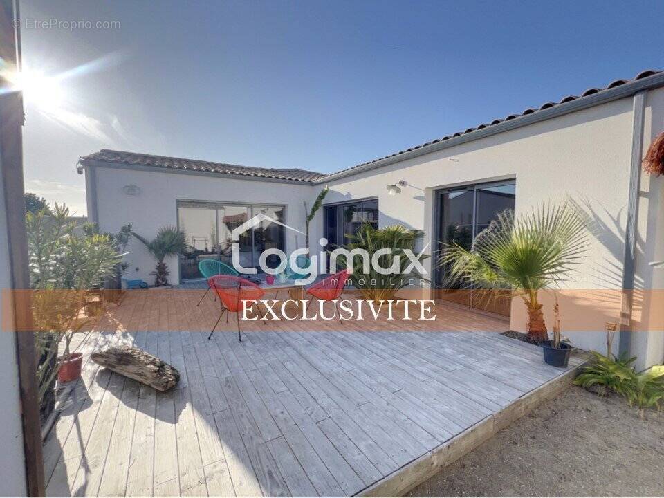 Maison à ESNANDES