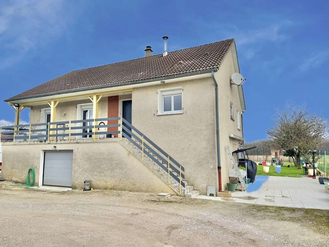 Maison à NUITS-SAINT-GEORGES