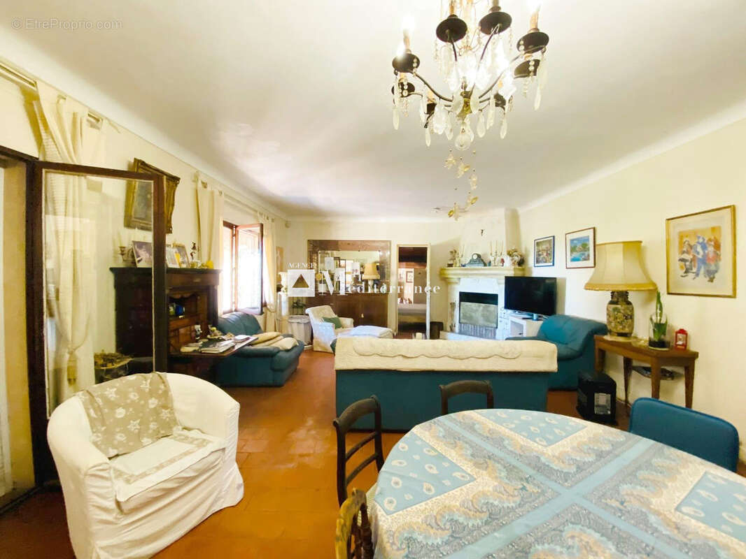 Maison à GRIMAUD