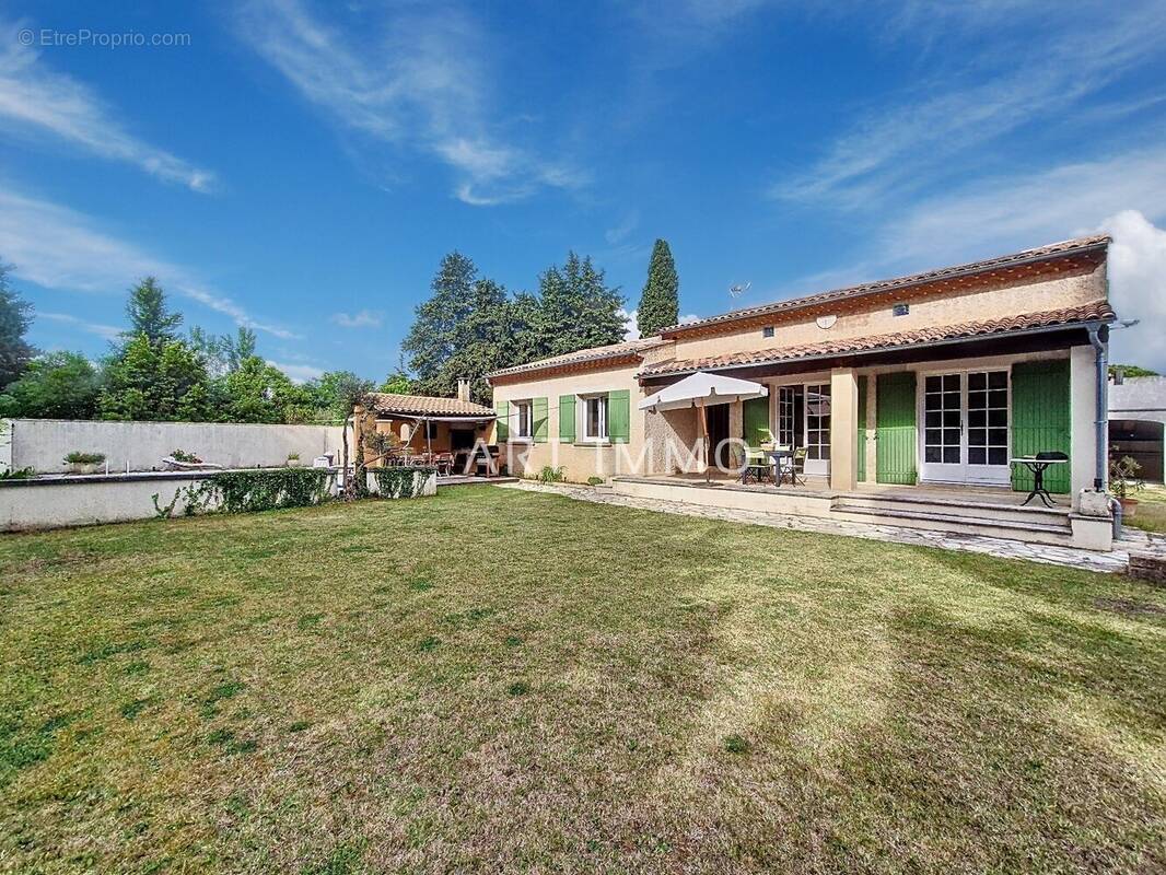 Maison à CHEVAL-BLANC