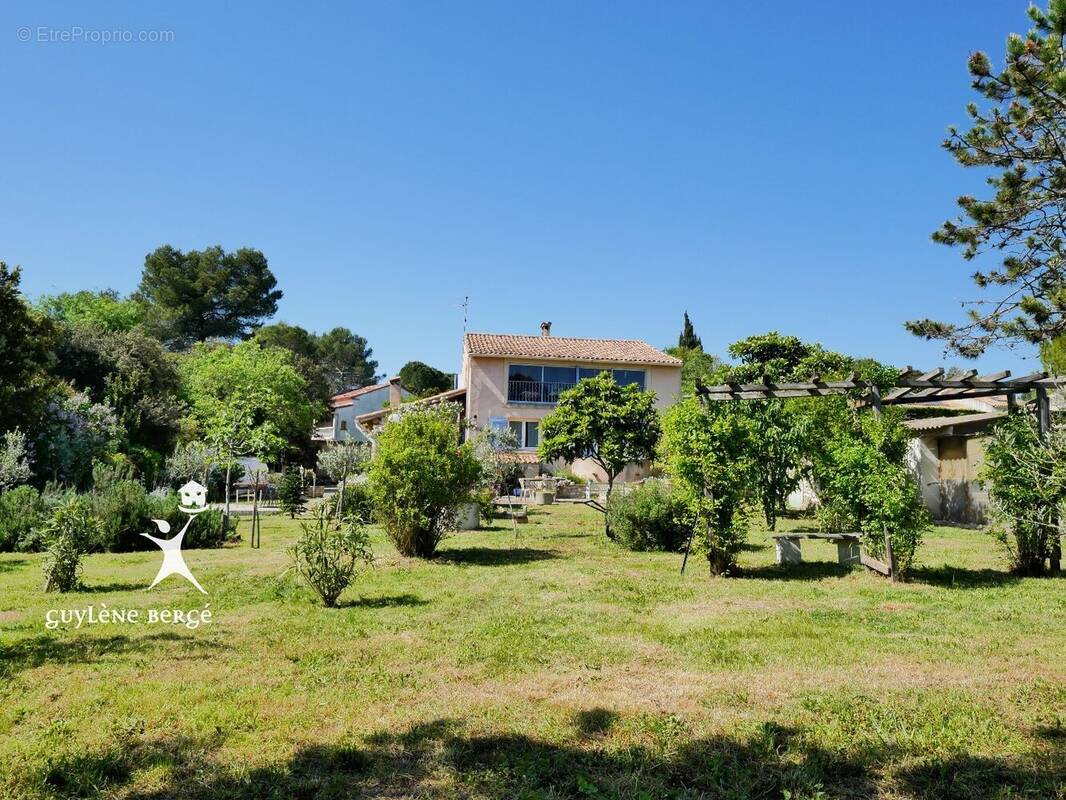 Maison à SUSSARGUES
