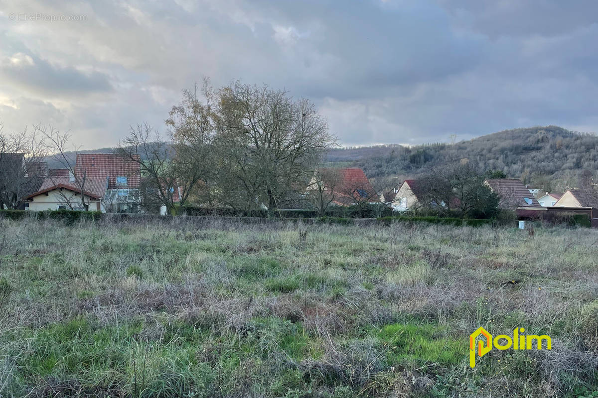 Terrain à VANDIERES