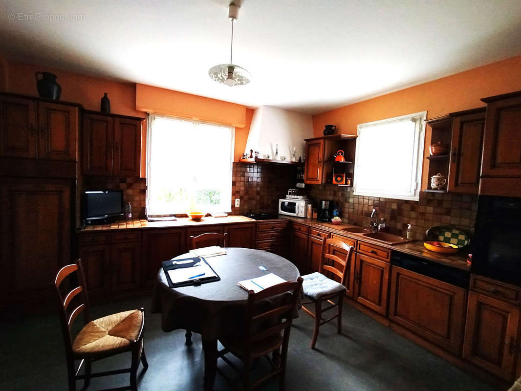 Maison à LECOUSSE