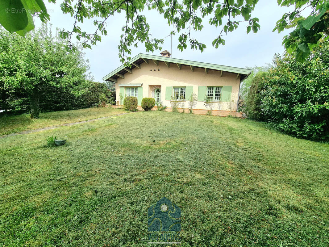 Maison à ARLANC