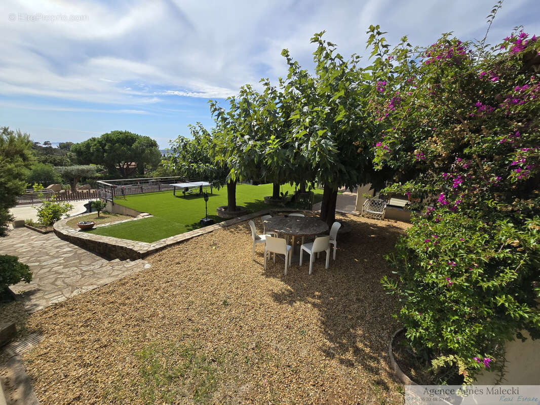 Maison à LA CROIX-VALMER