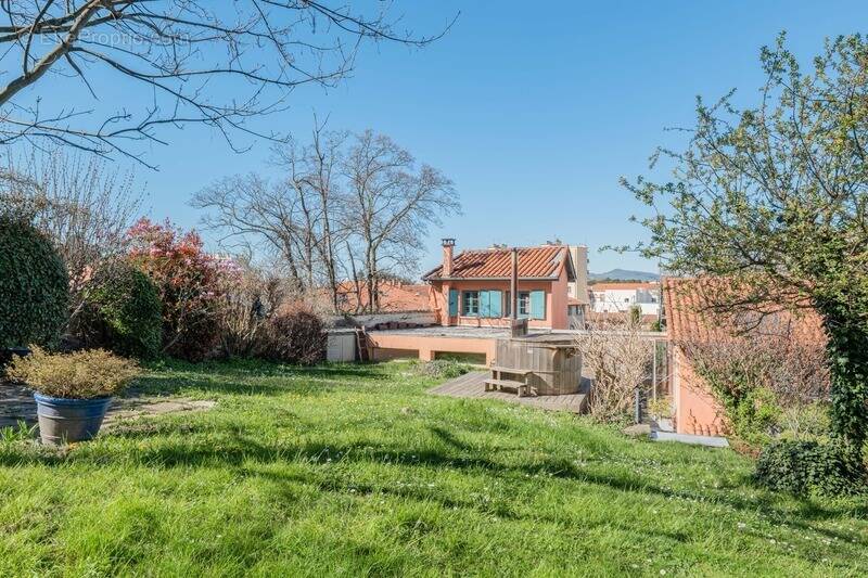 Maison à LYON-5E