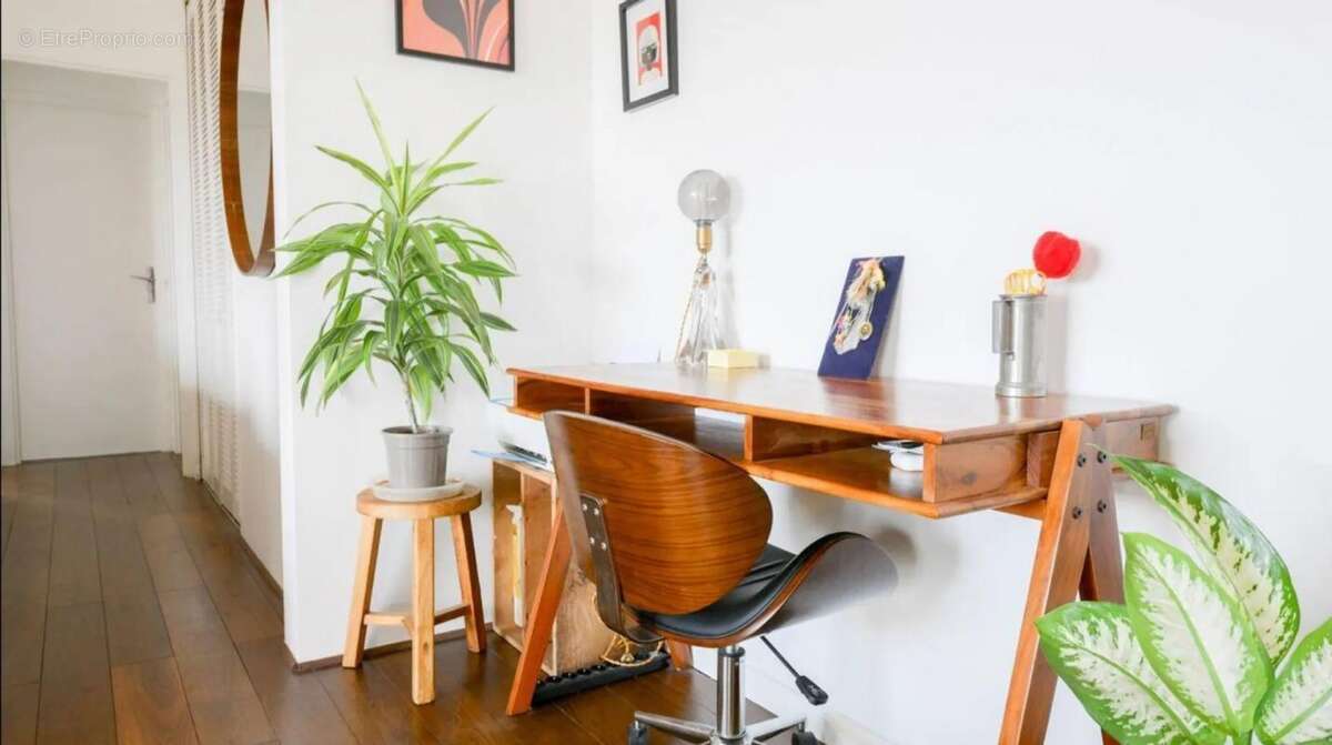 Appartement à PARIS-19E