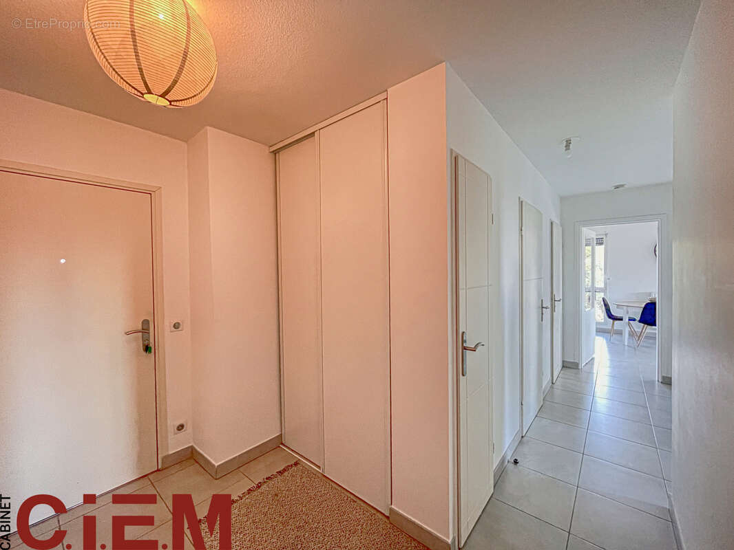 Appartement à JUVIGNAC
