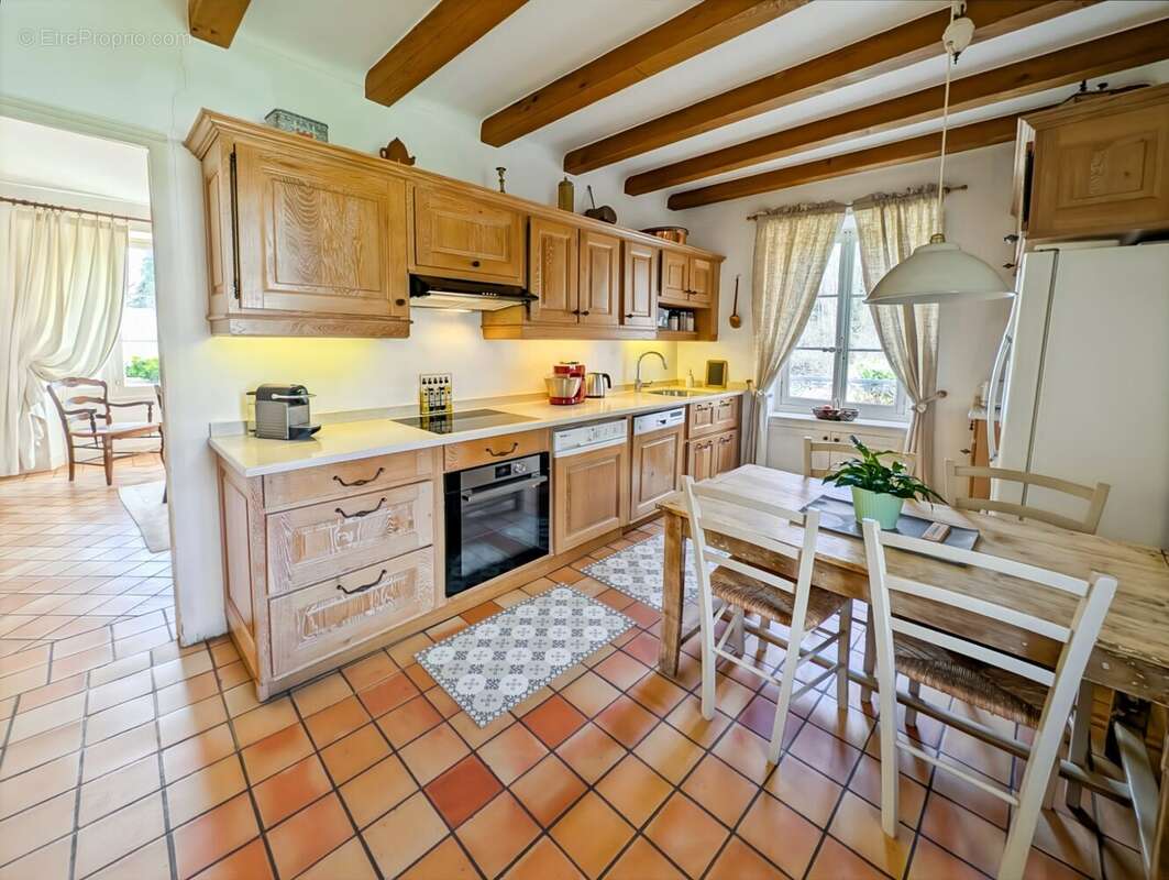 Maison à CHEVREUSE