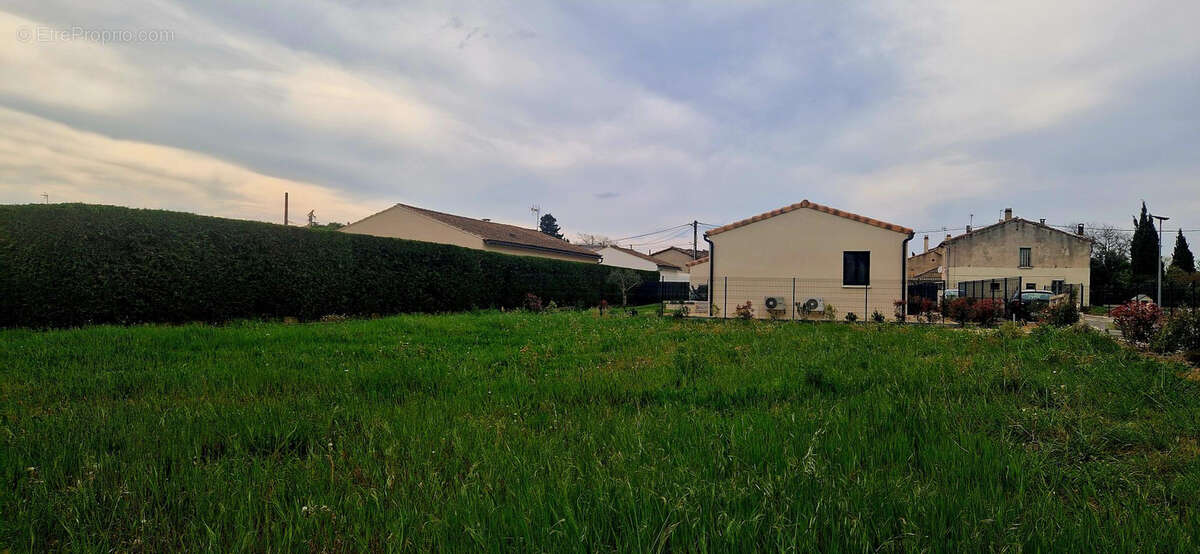 Terrain à LAPALUD