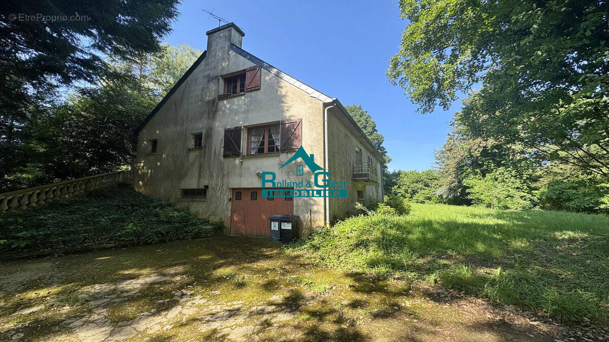 Maison à NOYAL-SUR-VILAINE