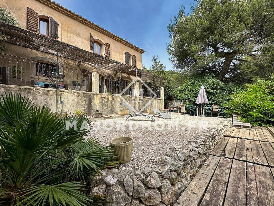 Maison à MARSEILLE-9E