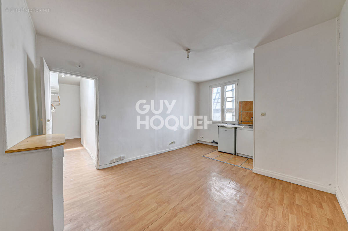 Appartement à PARIS-19E