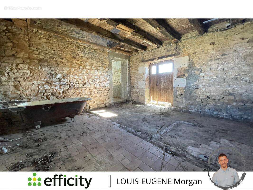Maison à FLEURE