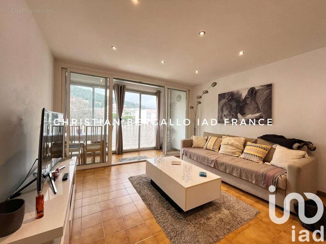 Photo 2 - Appartement à LA GARDE