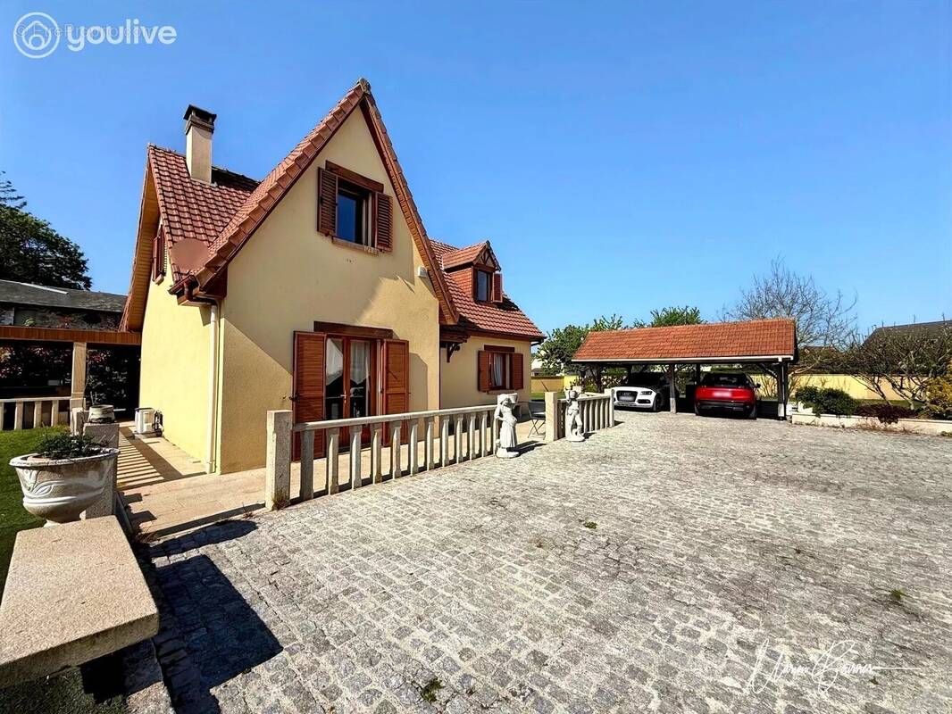 Maison à NEUFCHATEL-EN-BRAY