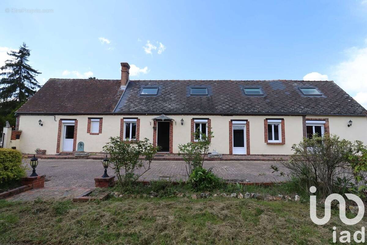 Photo 1 - Maison à CHUISNES
