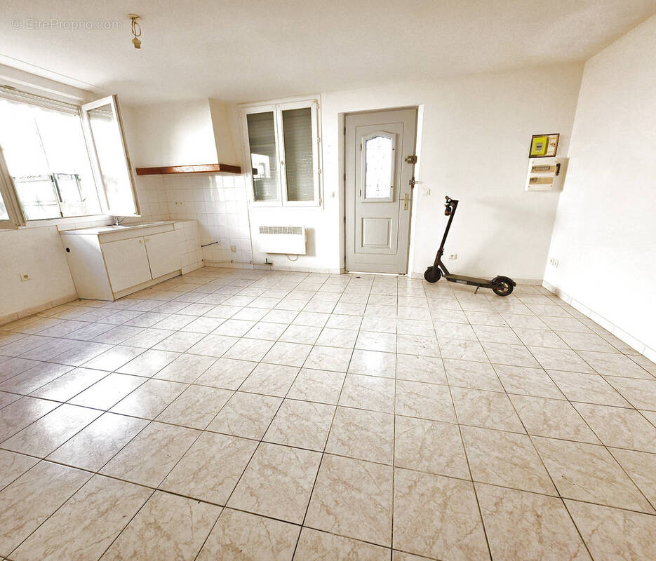 Appartement à CLERMONT-L&#039;HERAULT