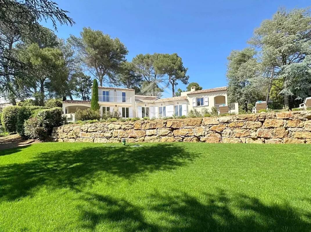 Maison à BIOT