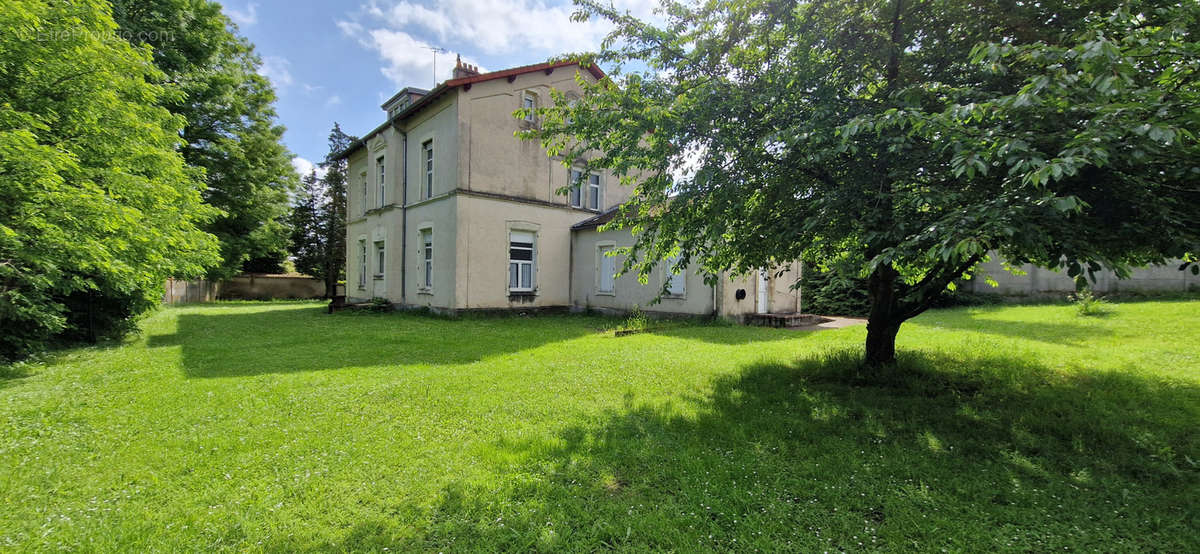 Appartement à LANEUVEVILLE-DEVANT-NANCY