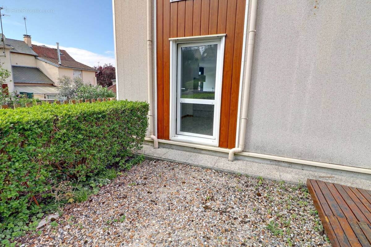 Appartement à DEVILLE-LES-ROUEN