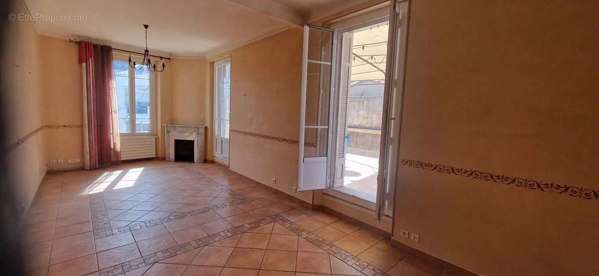 Appartement à GRASSE