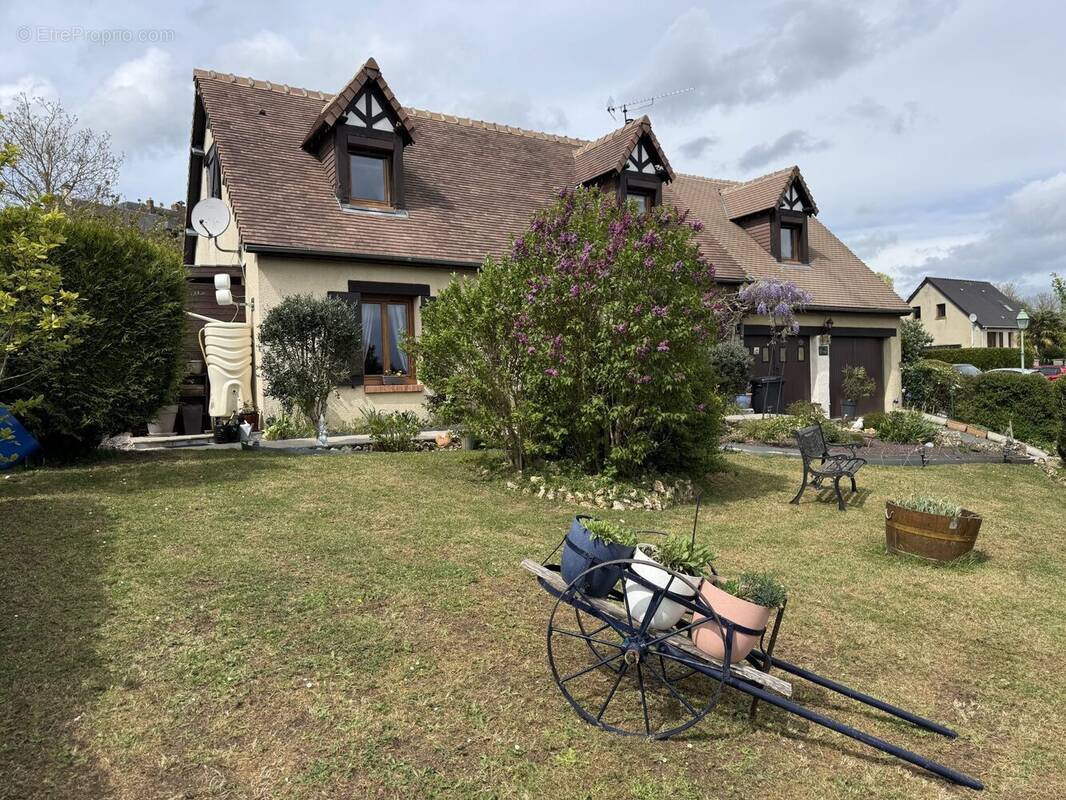 Maison à BEAUMONT-EN-AUGE