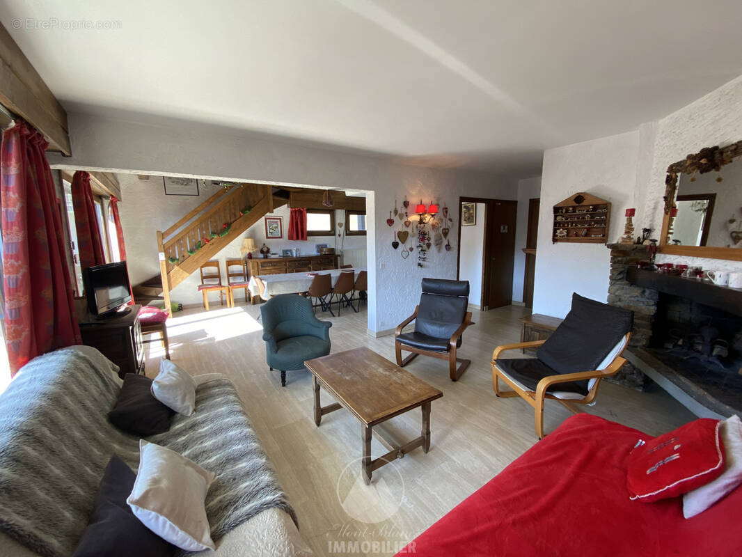 Appartement à COMBLOUX