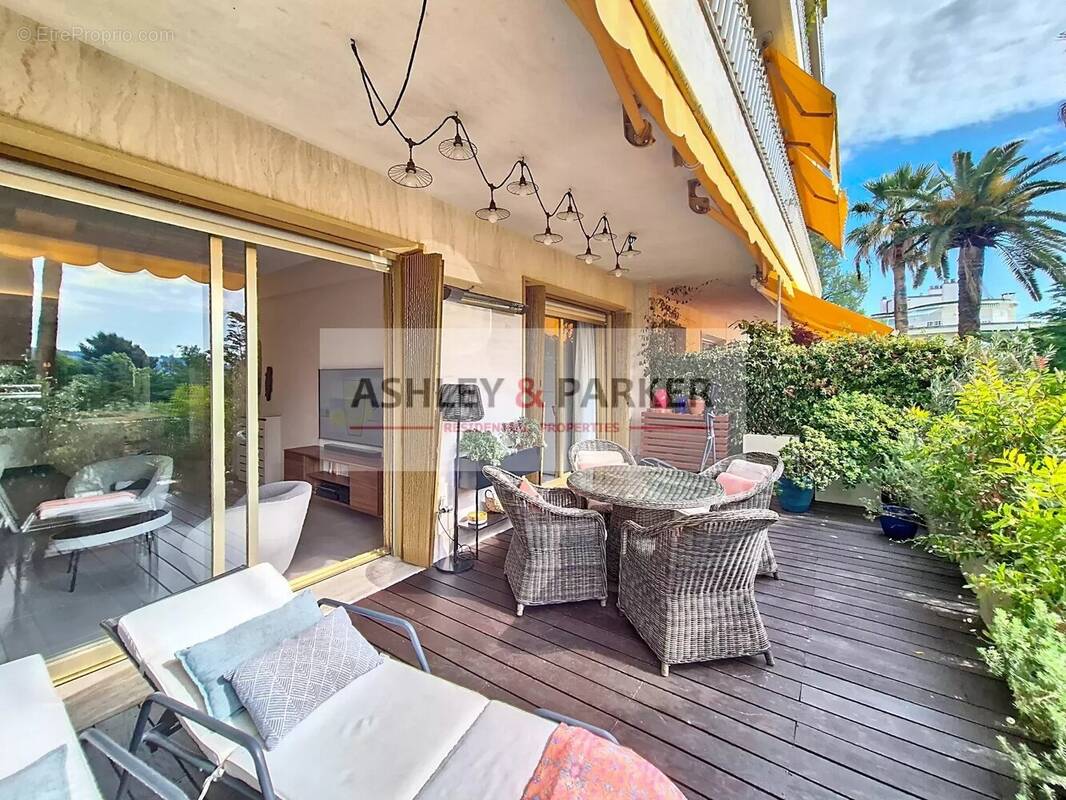 Appartement à NICE