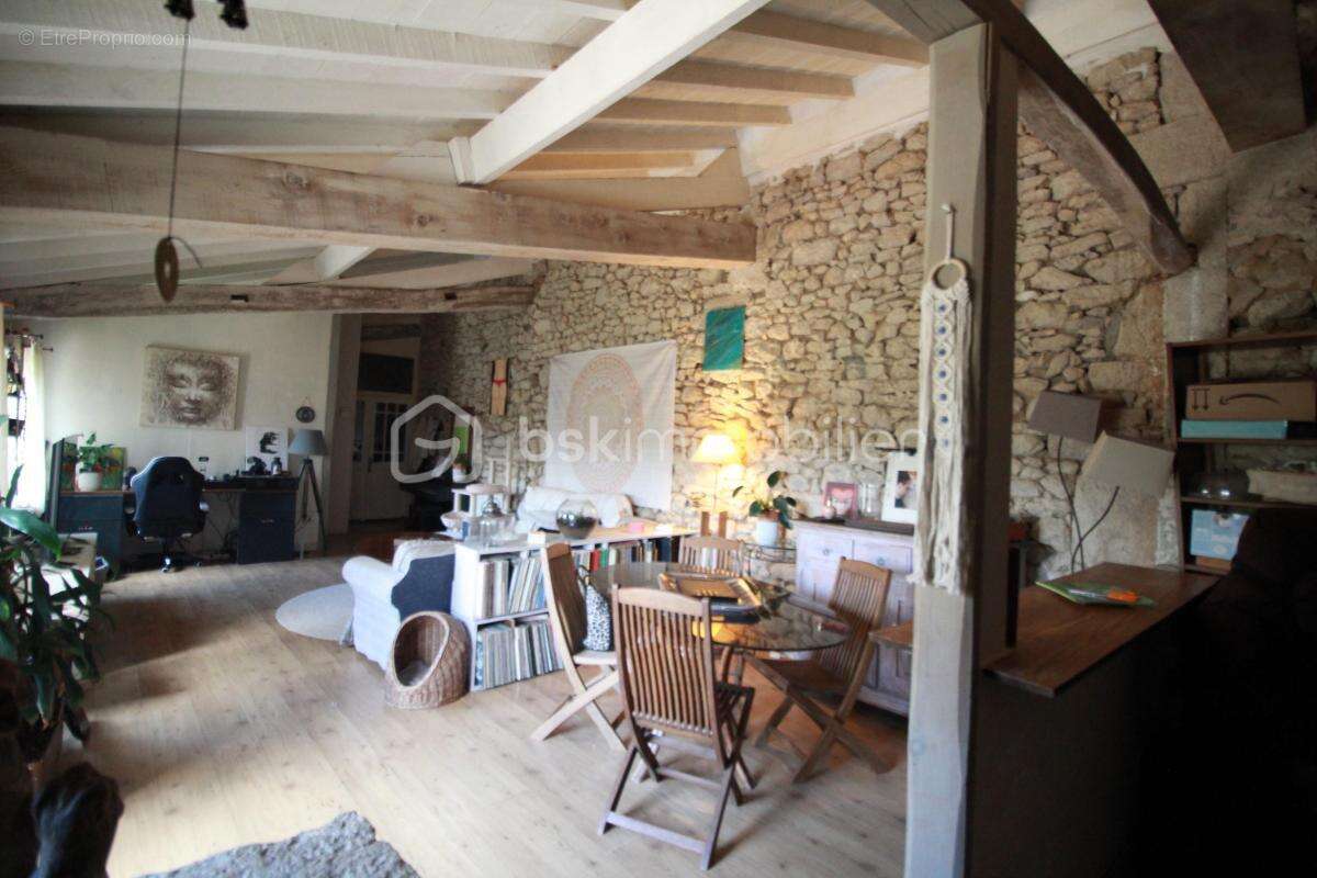 Maison à PELLEGRUE