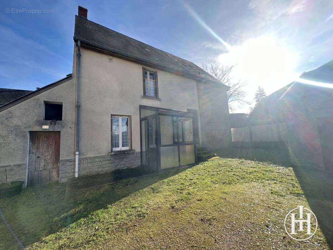 Maison à PREVERANGES