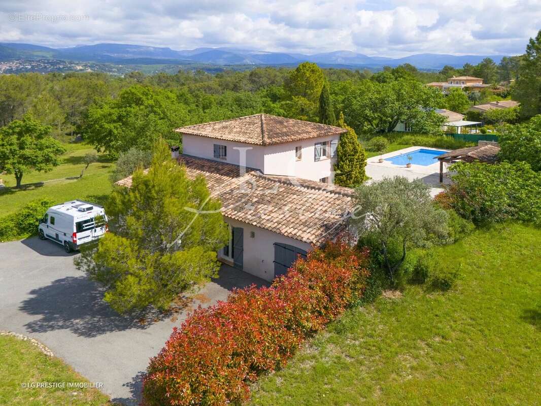 Maison à FAYENCE