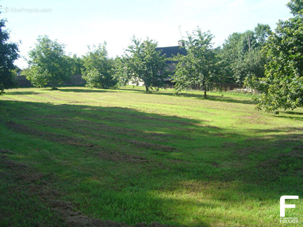Terrain à VIRE