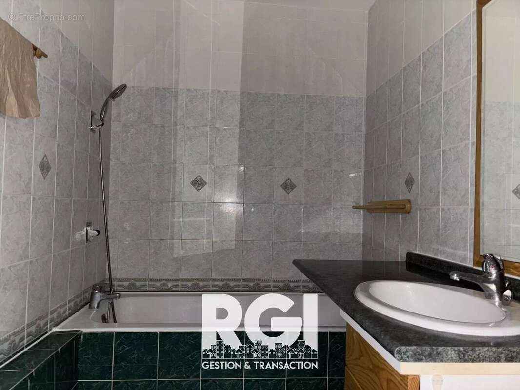 Appartement à ELANCOURT