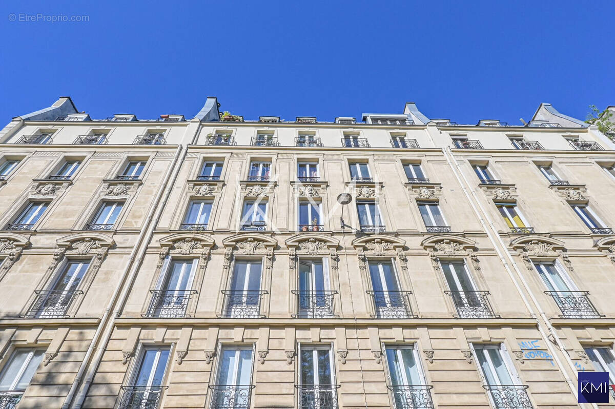 Appartement à PARIS-11E