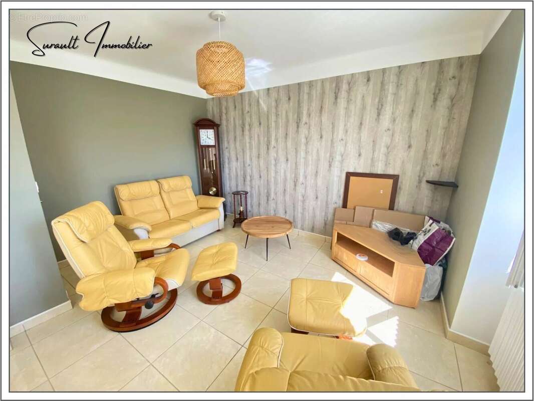 Maison à COMBLESSAC