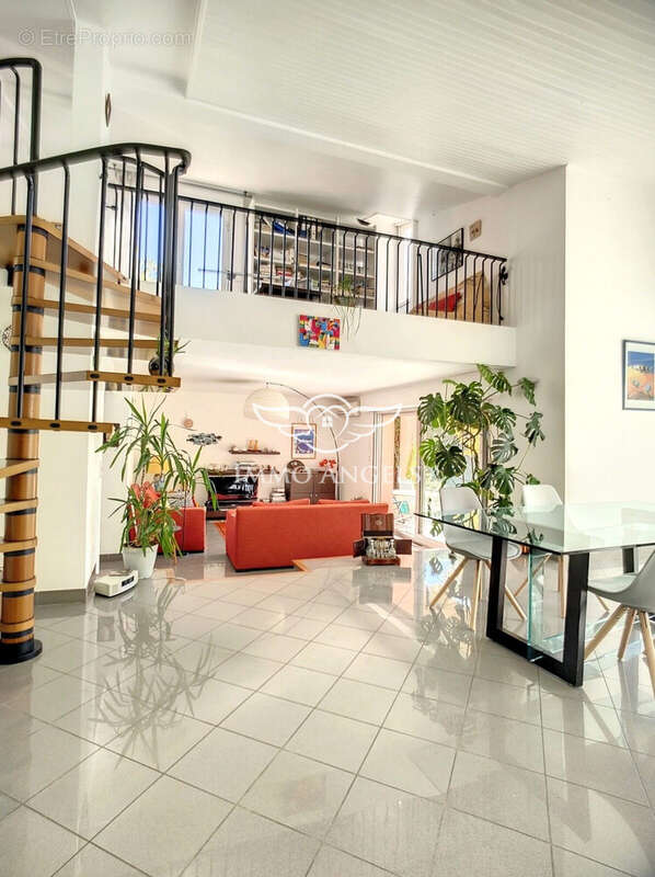 Maison à JUVIGNAC