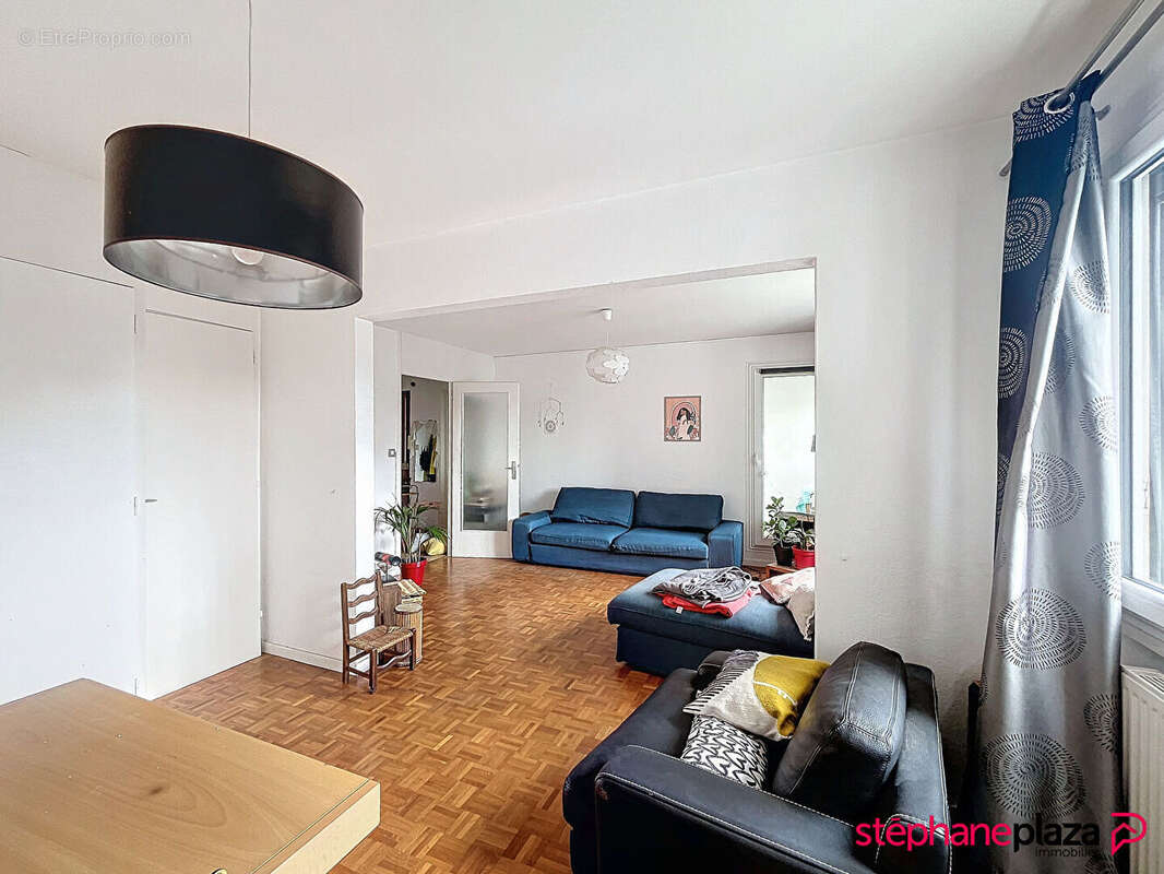 Appartement à LYON-8E