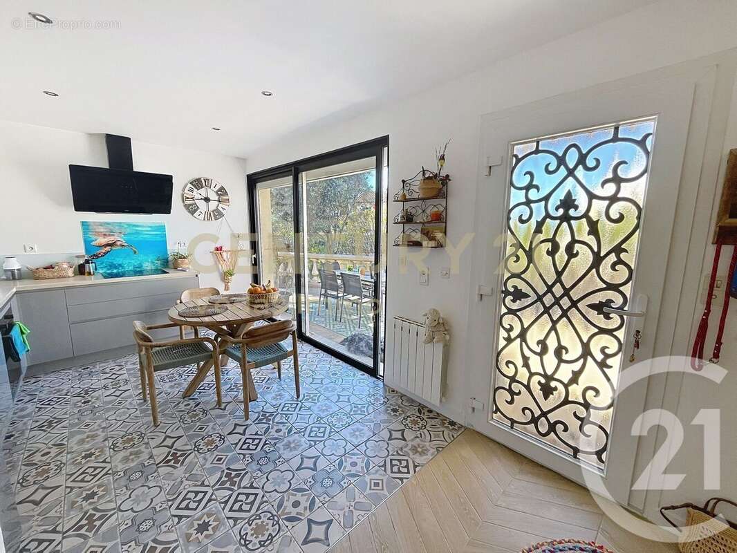 Maison à JUVIGNAC