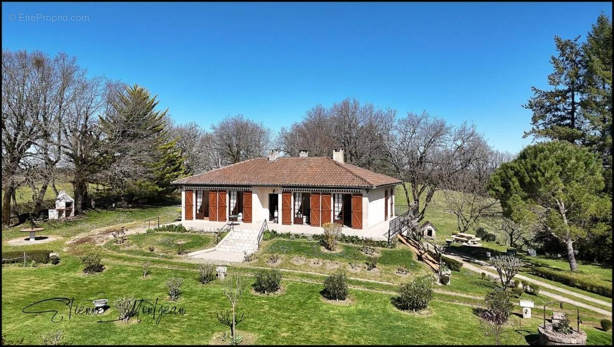 Maison à FRAYSSINET