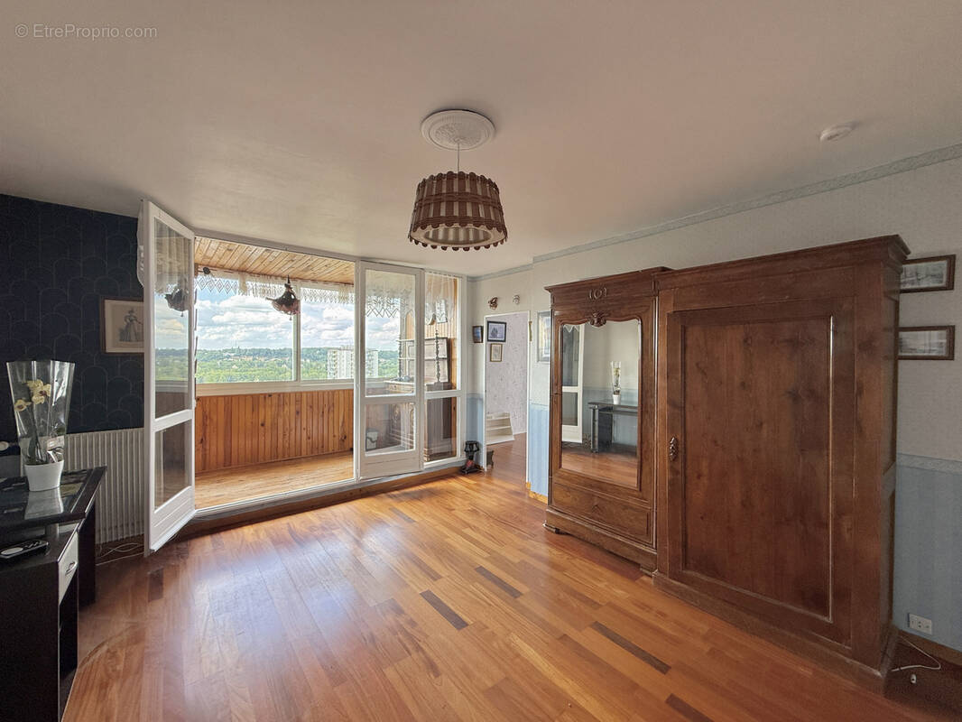 Appartement à SAINT-PIERRE-DES-CORPS