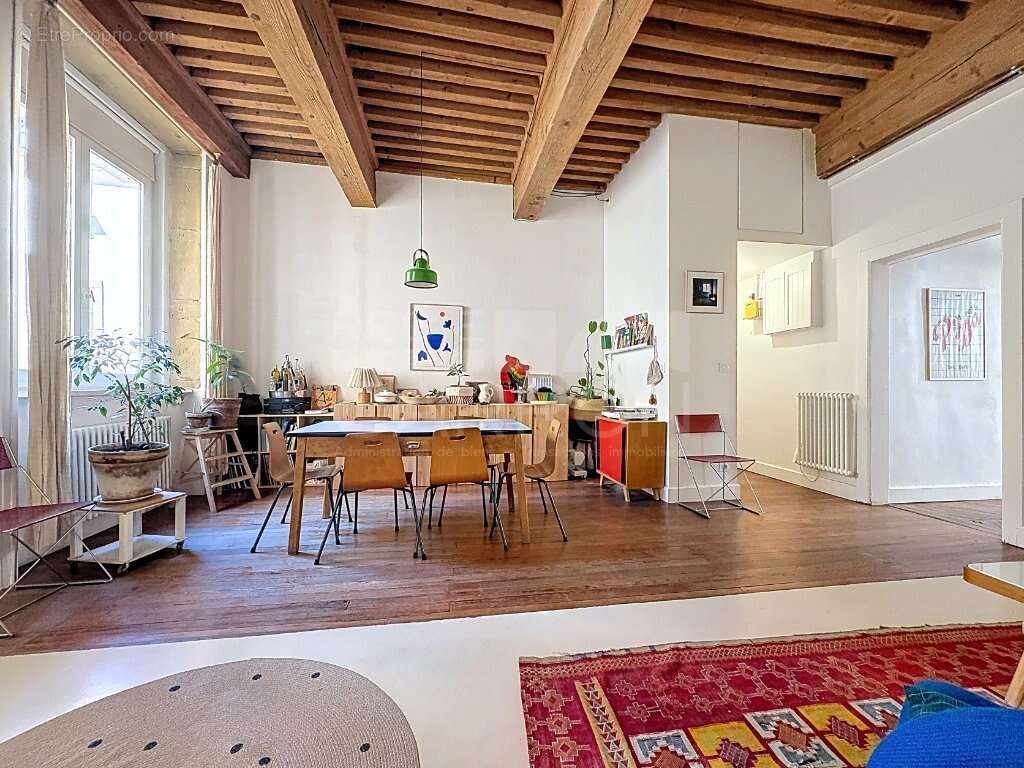 Appartement à LYON-1E