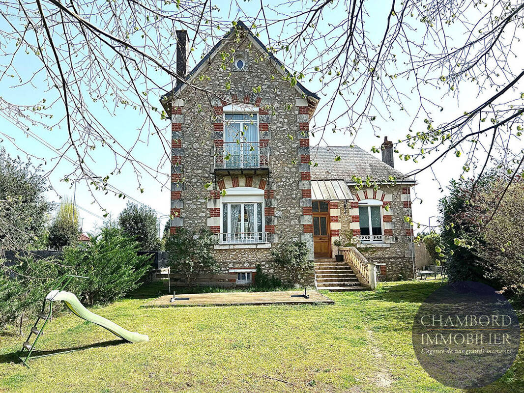 Maison à CONTRES