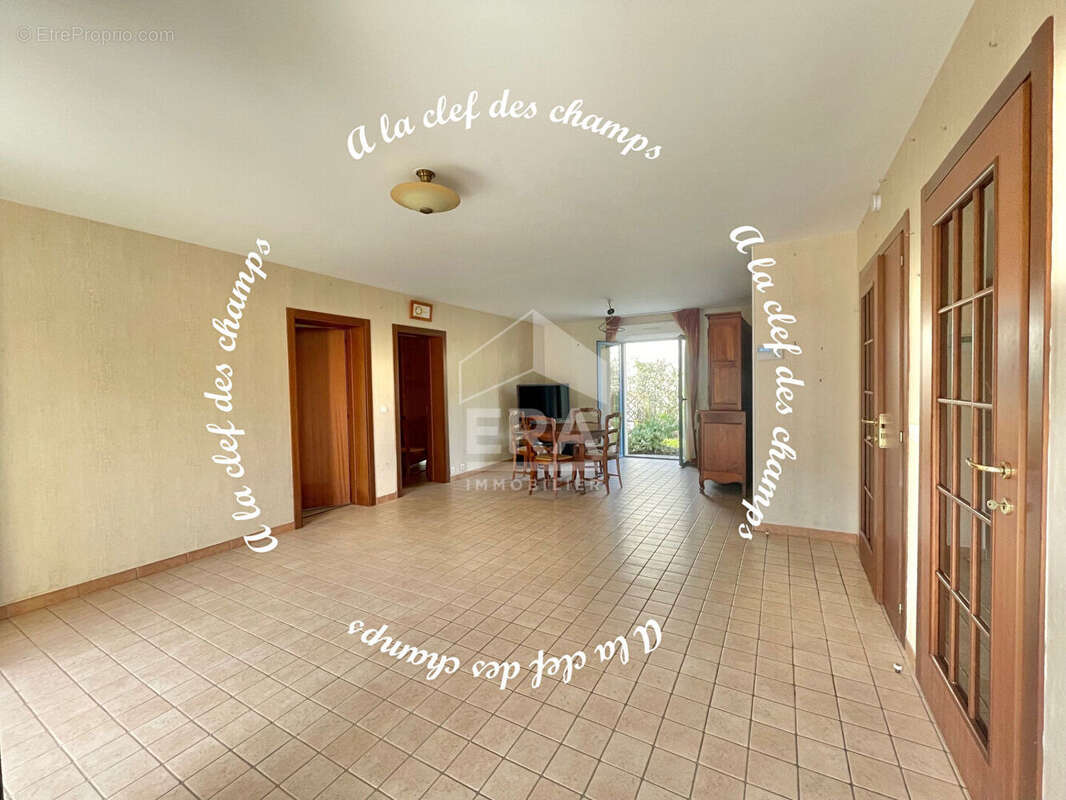 Appartement à SAINT-REMY-LES-CHEVREUSE
