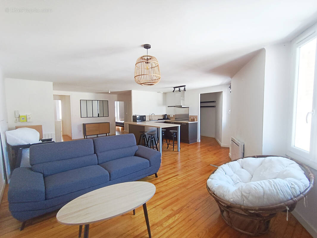 Appartement à GUILHERAND-GRANGES