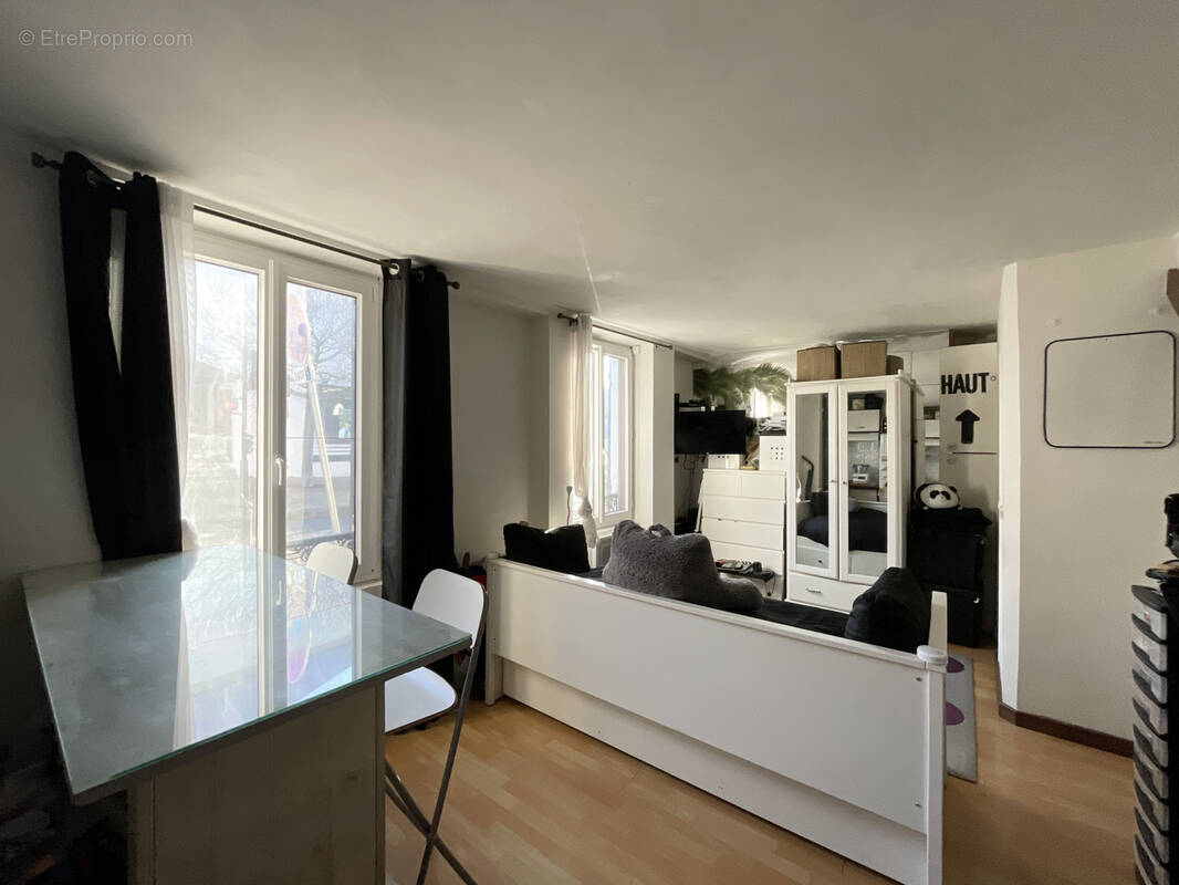 Appartement à BRIIS-SOUS-FORGES