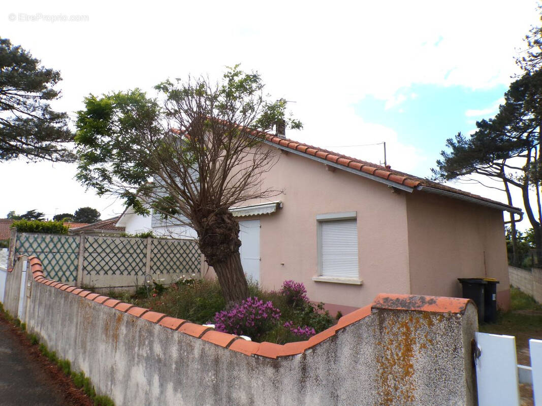 Maison à LA PLAINE-SUR-MER